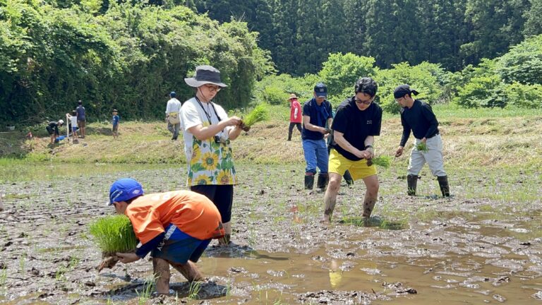 放課後プロジェクトスクールで企業・地域と共創する子どもたち